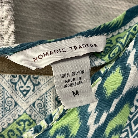 Nomadic Traders‎ Tunic Top Green Blue White Print Long Sleeve Size M - Picture 3 of 4